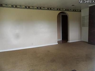 5th image of 27422 Lake Point Dr