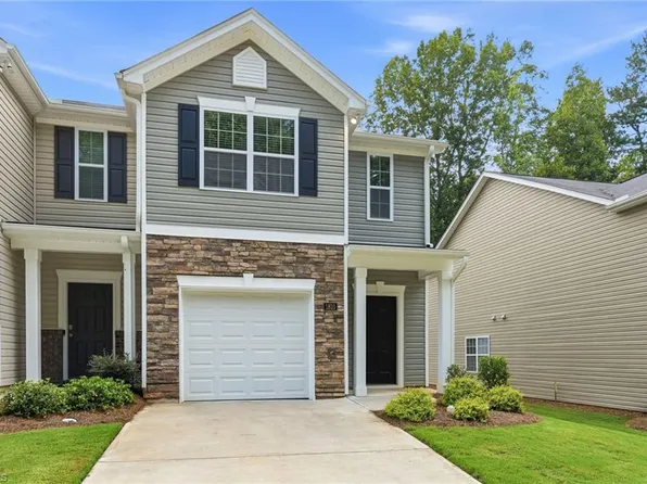 1810 Brim Dr, Haw River, NC 27258