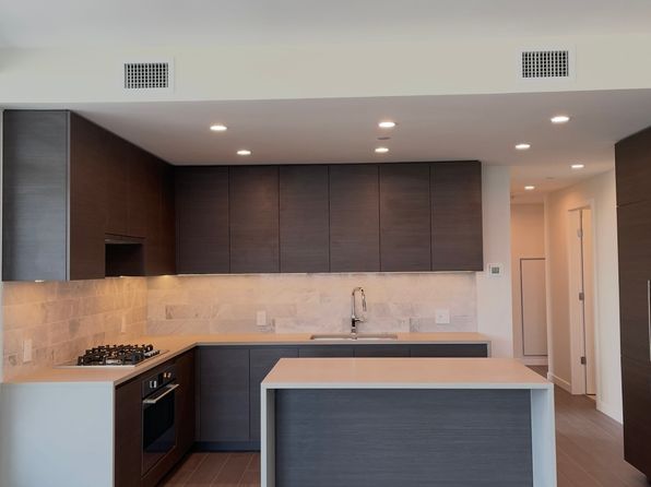 4168 Lougheed Hwy #2005, Burnaby, BC V5C 3Y6