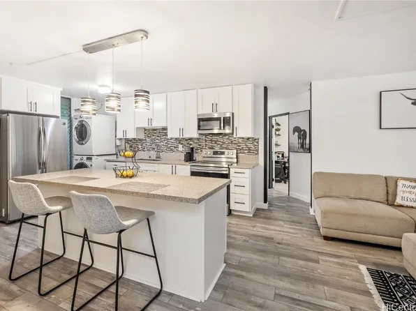 95-273 Waikalani Dr APT D306, Mililani, HI 96789