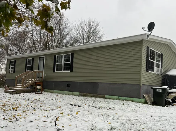 119 Wallace Hill Rd, Plattsburgh, NY 12901