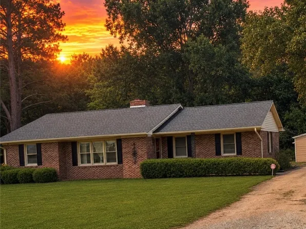 405 West Rd, Lumberton, NC 28358