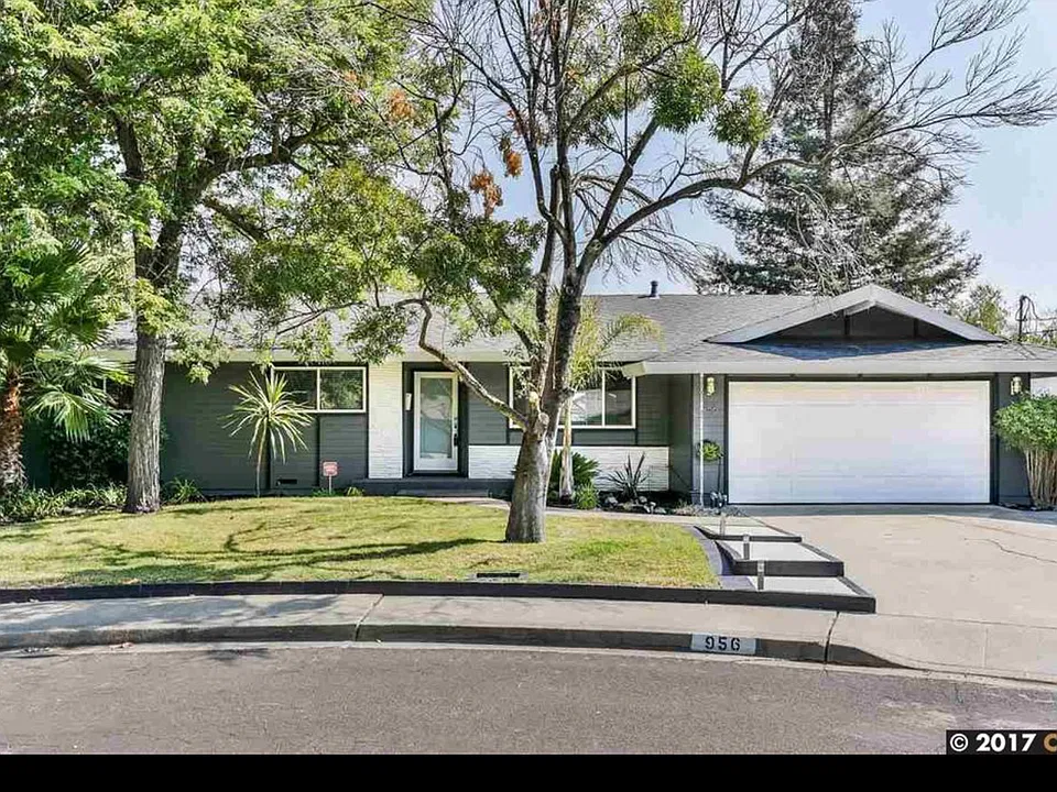 956 Bannock Ct