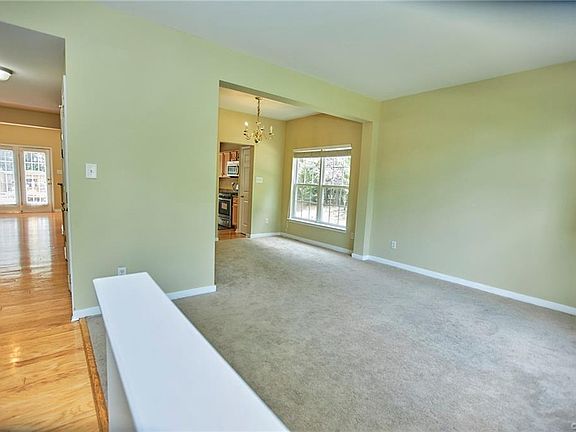 3rd image of 1721 New Haven Dr