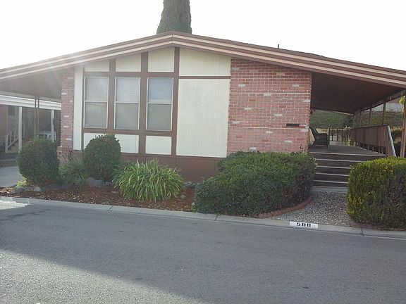 3rd image of 588 Millpond Drive