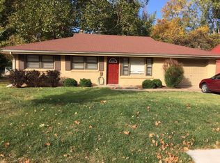 1521 Hartford Rd, Manhattan, KS 66502