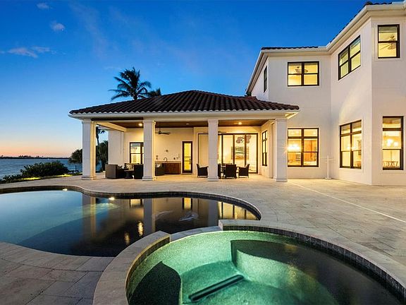 4th image of 730 Sarabay Rd