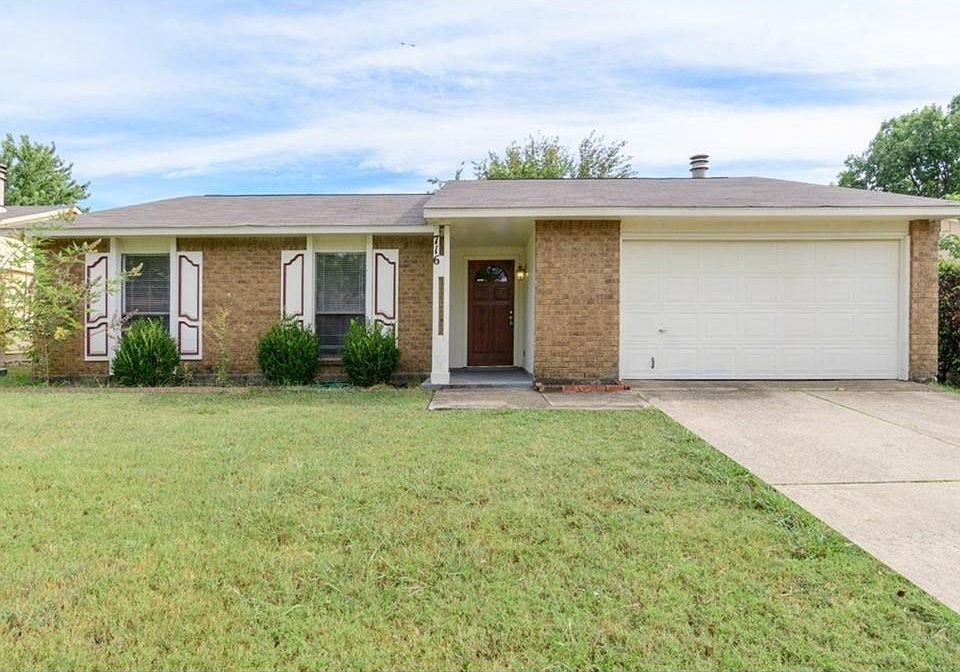 1st image of 716 Wandering Way Dr