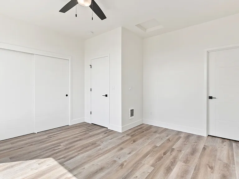 2367 Yakima Ave #D — Photo 23