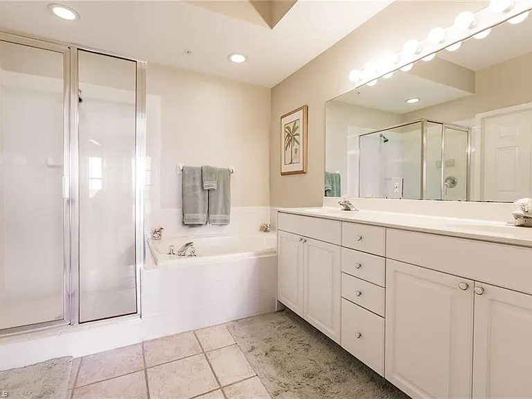 4120 Bayhead Dr #303 — Photo 22