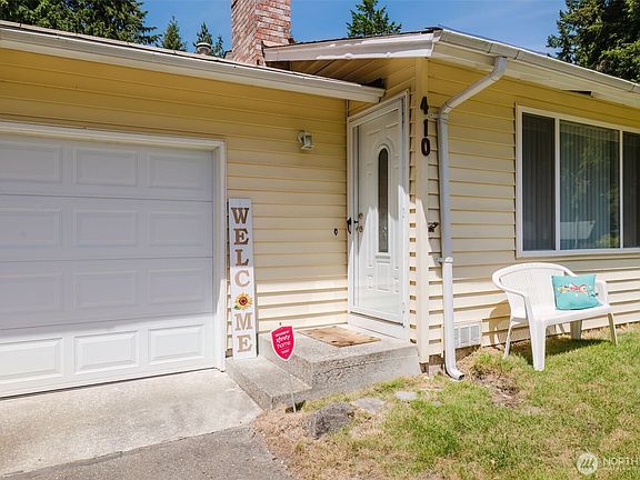 4th image of 8089 Blue Oak Parkway NE