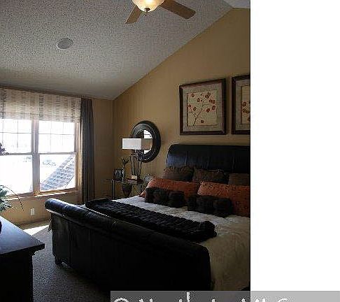 3rd image of 13724 Crossmoor Avenue S