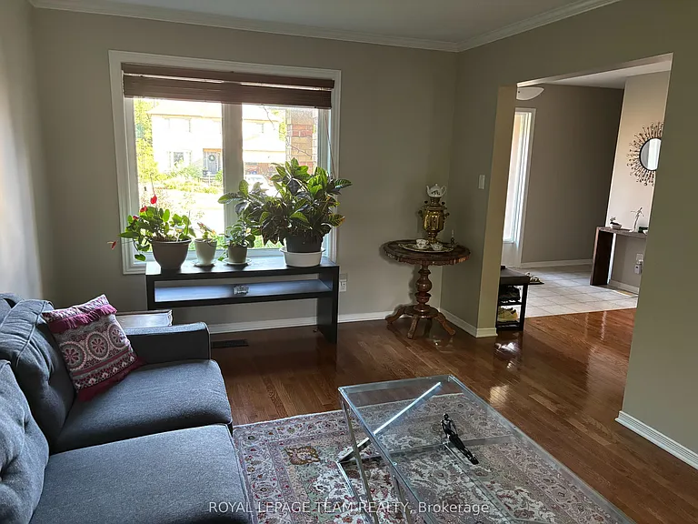3 Tower Hill Cres — Photo 10