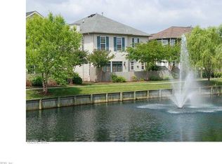 513 Silk Tree Ln, Chesapeake, VA 23320