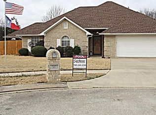 517 Amy Jo Cir, Aubrey, TX 76227