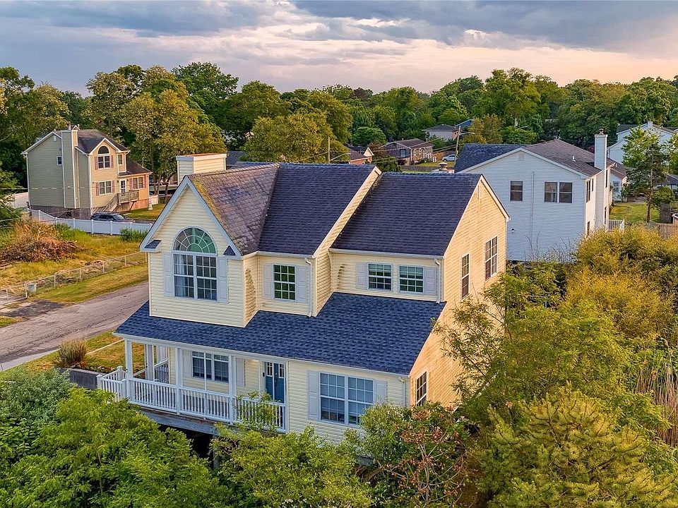 1st image of 40 Oceanview Drive