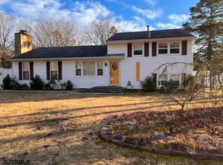 220 Key Dr, Absecon, NJ 08205