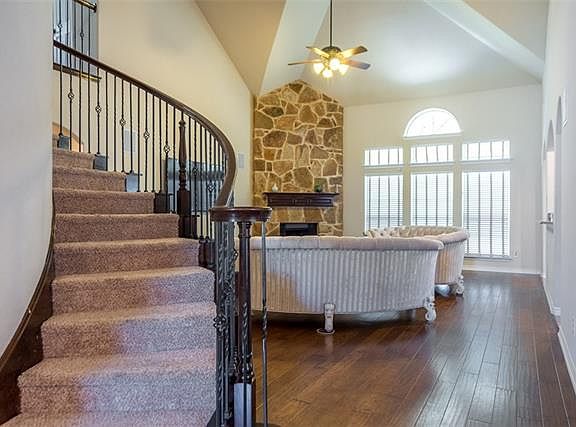 3rd image of 5637 Coleto Creek Cir