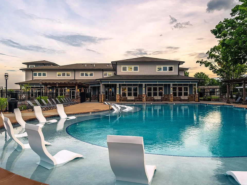 Foxridge Apartment Homes