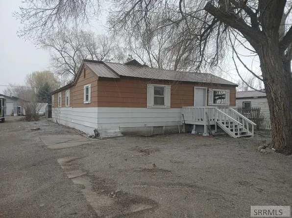 683 W Decoria Ave, Arco, ID 83213