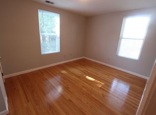 344 Putnam Ave #2, Cambridge, MA 02139