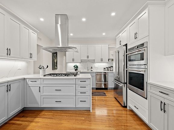 2nd image of 37 Englewood Ave #3