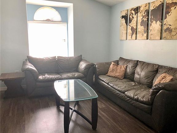3rd image of 1190 Eden Dr