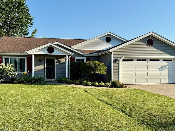 2711 W 39th St, Lorain, OH 44053