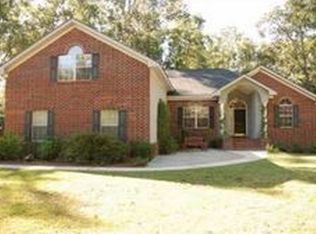 206 Mill Hill Rd, Richmond Hill, GA 31324