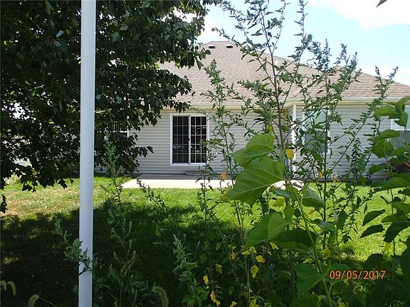 4th image of 3201 Arbor Lake Dr
