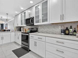 5675 Queen Palm Ct APT E, Delray Beach, FL 33484