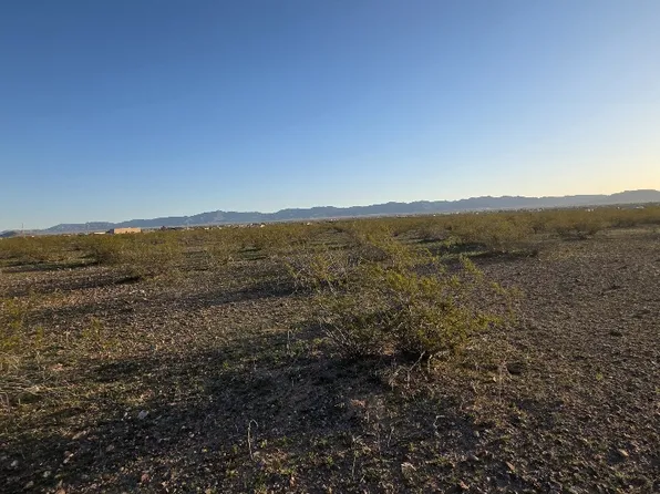 005A S Estrella Rd, Golden Valley, AZ 86413