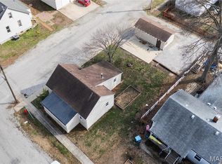 101 W Birch St, New Baden, IL
