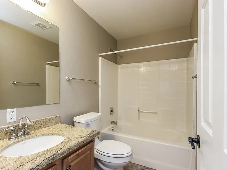 1081 E Horseshoe Dr — Photo 8