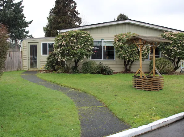 11391 SW Royal Villa Dr, Tigard, OR 97224