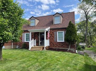 215 Melvin Dr, Pittsburgh, PA 15236