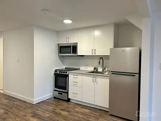 Rented by Elegran | media 2