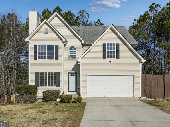 6738 Merrywood Dr, Fairburn, GA 30213