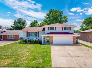 12019 Reno Dr, Parma, OH 44130