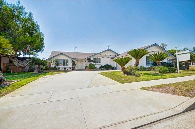 2nd image of 15530 Los Altos Dr