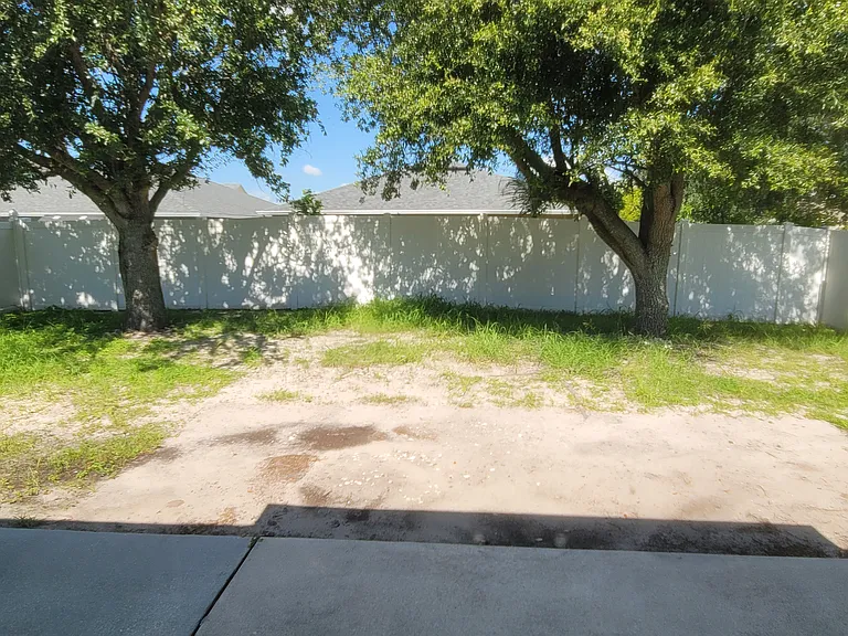 1800 Rufus King Dr — Photo 12