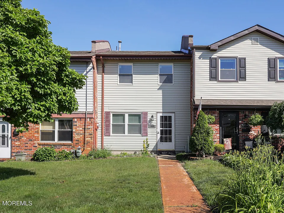 108 Greenwood Loop Rd #108