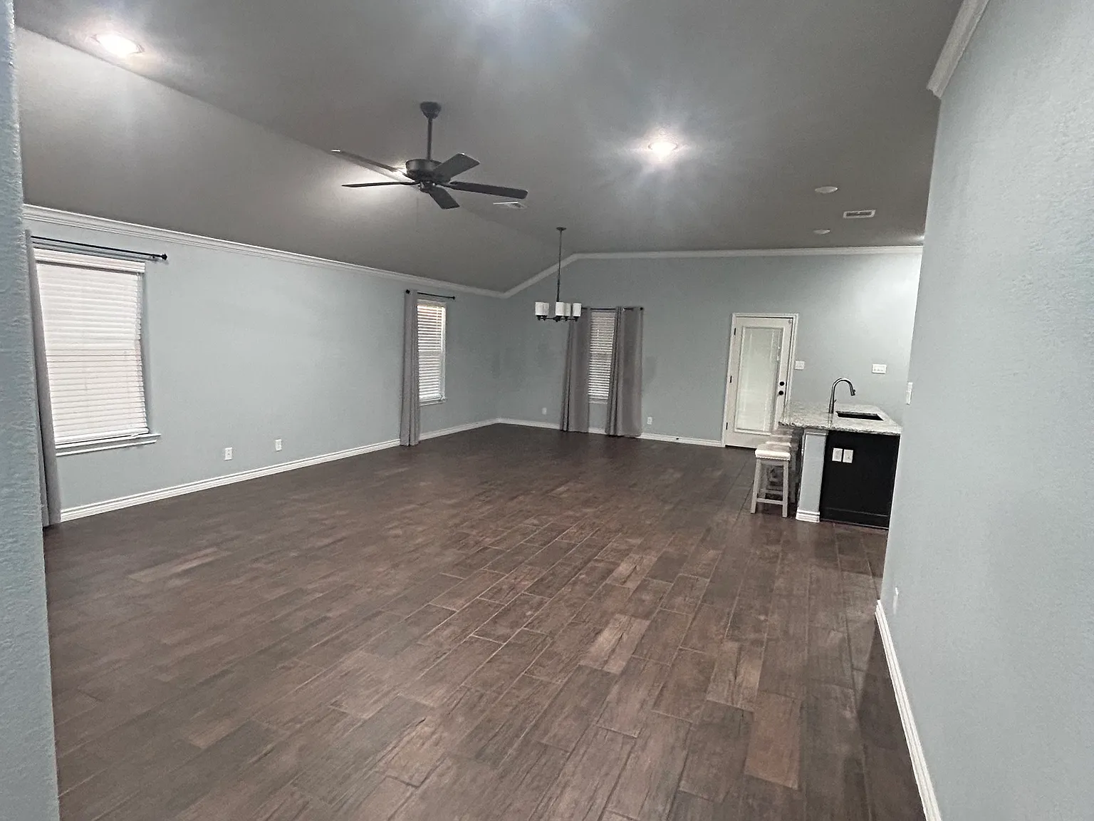 6306 Grand Terrace Dr — Photo 4