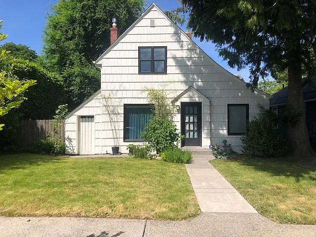 816 N Anderson St — Photo 1