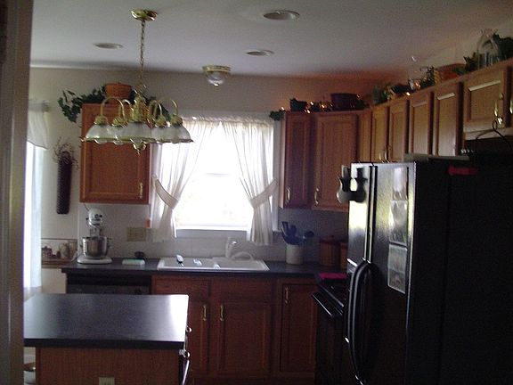 4th image of 25 S Jones Dr