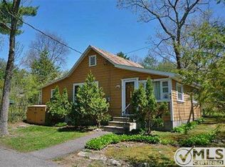 45 Elks Park Rd, West Hurley, NY 12491