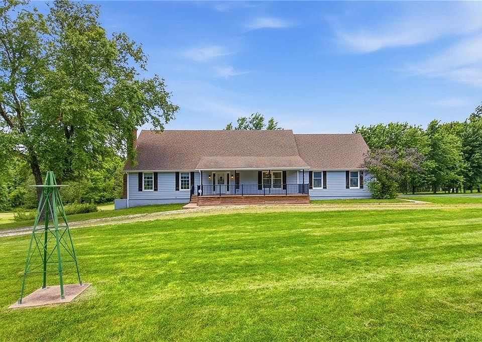 1st image of 20208 S Bridle Ln
