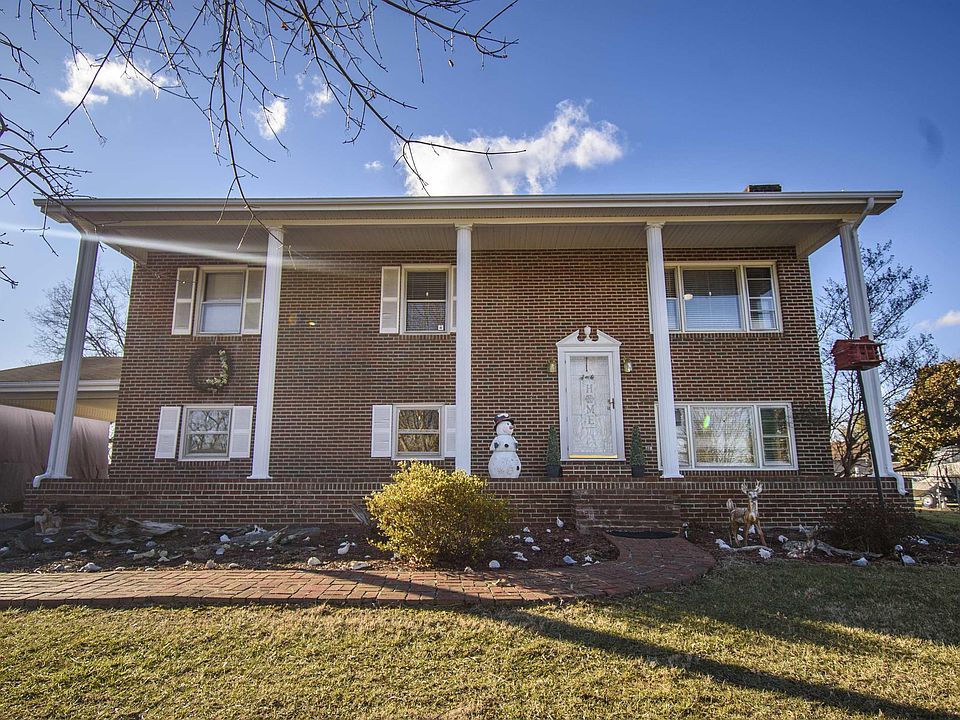 1st image of 5621 Tanglewood Dr