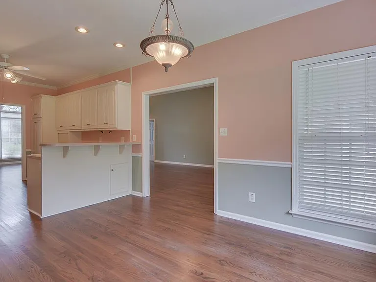 4325 Colony Sq — Photo 15