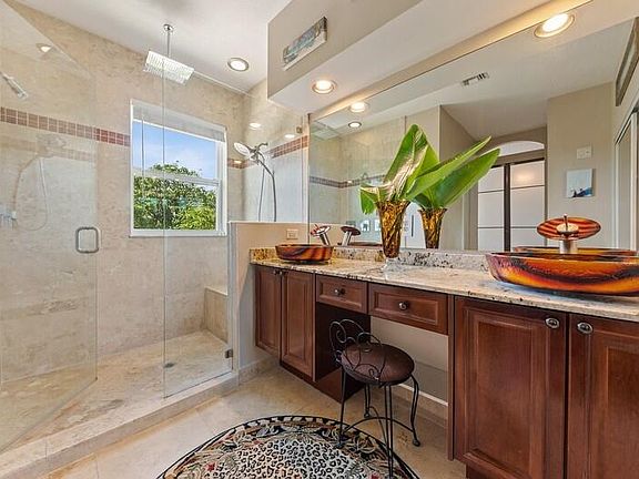 4th image of 3775 Torres Cir